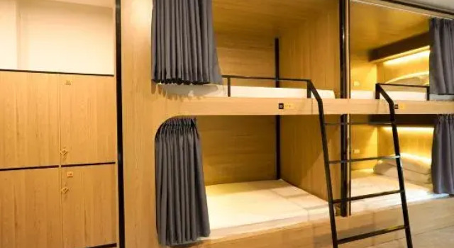 Кровать в общем номере MOTOGO Hostel