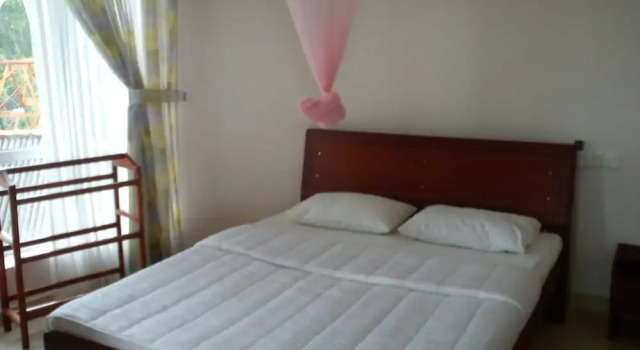 Двухместный номер Standard с балконом Kandyan View Holiday Bungalow
