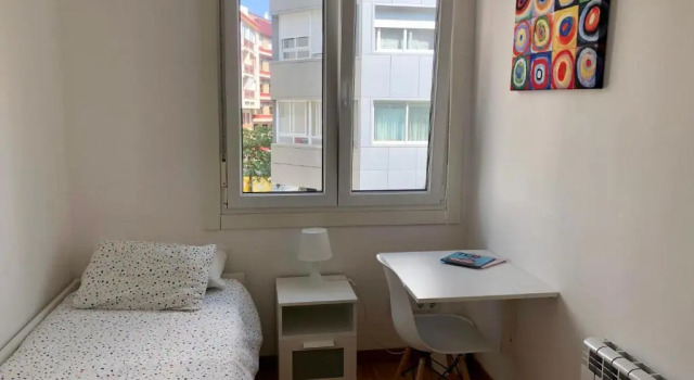Апартаменты Apartamento BAIONA centro al lado parador y playa