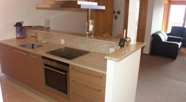 Apartment Cristal, Prenota Appartamento Hotel a Canton Vallese con parcheggio, Parcheggio