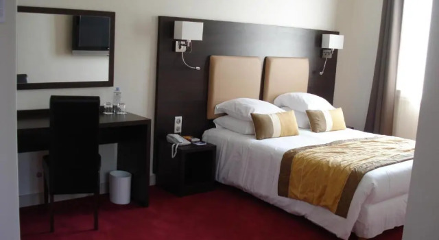Полулюкс Best Western Hôtel De France
