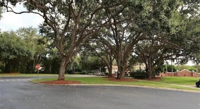 Home 4 BR Pool Sleeps 9, Rezerwuj Hotel Kissimmee Kissimmee