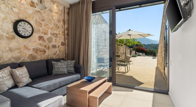 Люкс Luxury Christies Luxury Suites by Dandy Hospitality