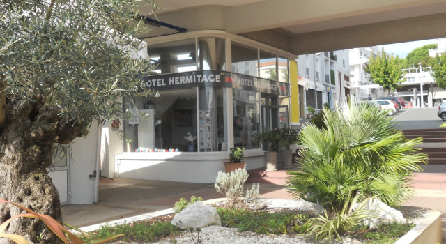 Brit Hotel Hermitage