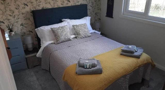 2Bed Cabin w Parking near Snowdonia National Park, Забронировать Дом для отпуска Виллы Сноудония, Вилла