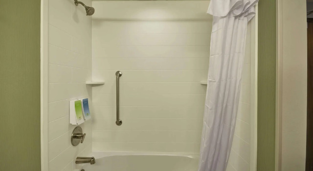 Двухместный люкс Home2 Suites By Hilton St. Simons Island