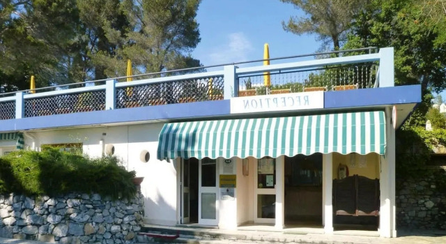 Holiday Resort in Villanova Dalbenga, Забронировать Курортный отель Вилланова-д'Альбенга Лигурия