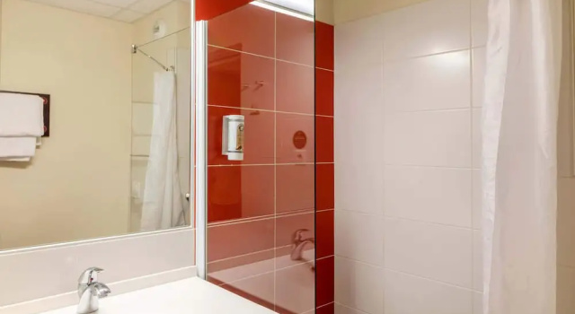 Четырёхместный номер Standard Отель B&B Agen Castelculier