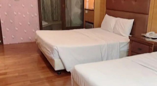 Четырёхместный семейный номер Standard Charming Motel