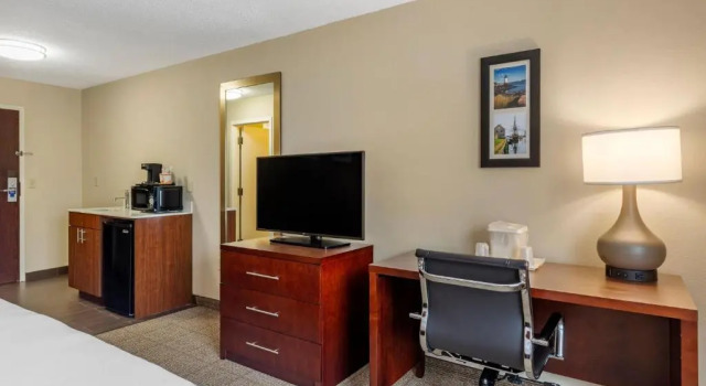 Номер Standard Comfort Inn Danvers - Boston North Shore