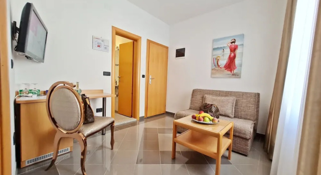 Люкс с частичным видом на море Hotel Sunce