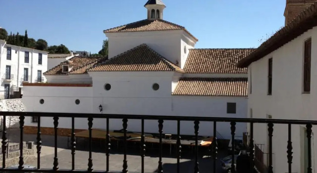 Los Arcos, Book Hotel Valor 