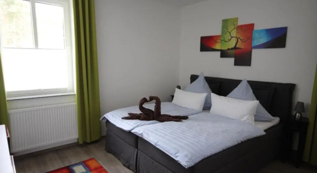 Röblinseeterrassen, Забронировать Отель Отели Фюрстенберг 4 звезды, 4*
