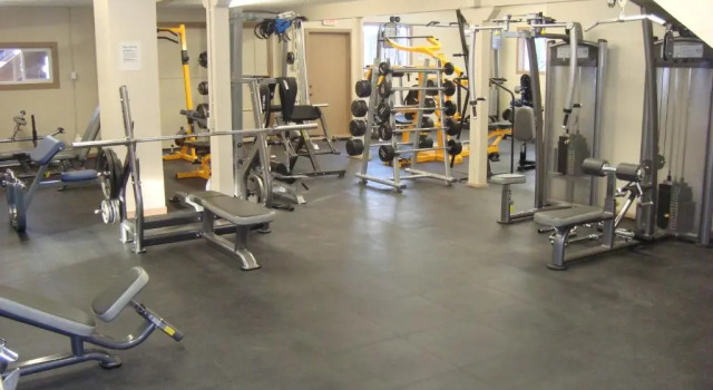Апартаменты YPC Fitness & Accomodations