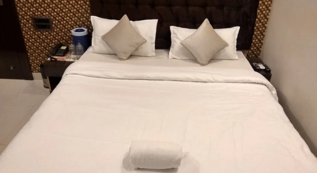 Номер Economy JK Rooms 126 Parashar Legacy - Opp Railway Station