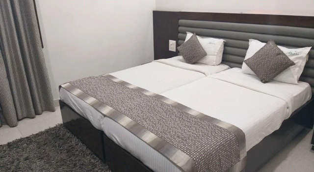 Star Inn Guest House, Rezerwuj Pensjonat Jubilee Hills 