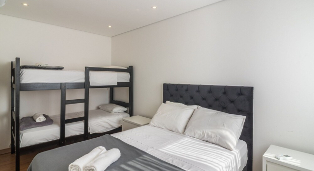 VAC - Beachfront Condo in Itajuba Beach, Забронировать Апартаменты/квартира Барра-Велья Санта-Катарина