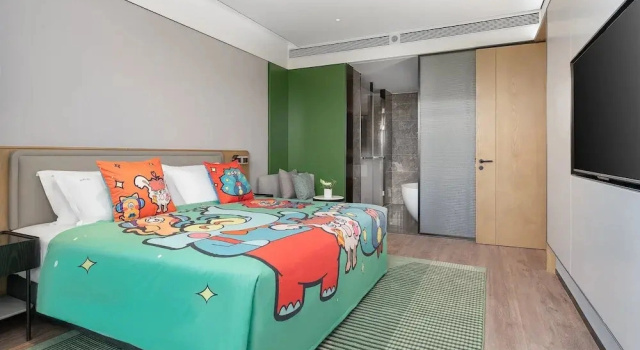 Двухместный люкс c 1 комнатой с видом на озеро Holiday Inn Wuhan Houguan Lake by IHG