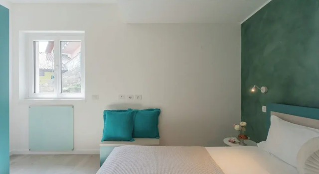 Blooms by the Lake, Book Apartment Hotels in Trezzone with Parking, Parking