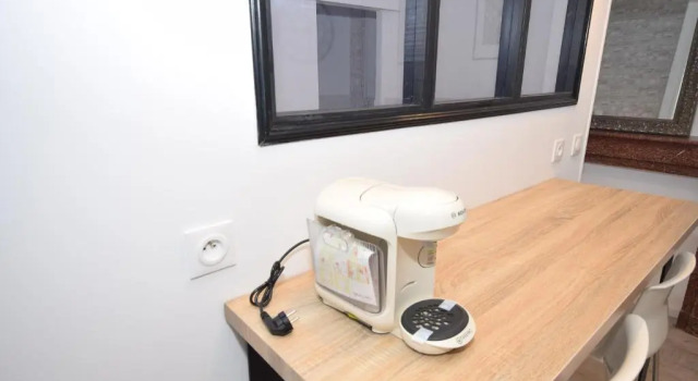 CHIC APPART DESIGN - HYPER CENTRE - TRAMWAY - FREE WIFI - leRelaisdOdile12, Reserva ahora Boutique Valenciennes 