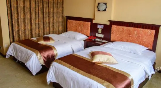 Haiyi Hotel, Boek Hotel Zhaotong Yunnan