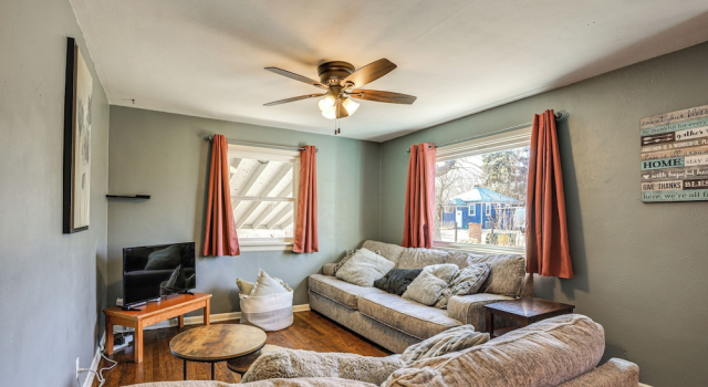Коттедж Explore the Front Range! Lakewood Home w/ Yard