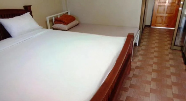 Ban Kaow Resort, Varaa Lomakeskus Hotellit North-Eastern Thailand pysäköinnillä, Pysäköinti