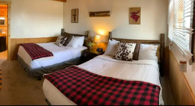 Номер Premier River Lodge
