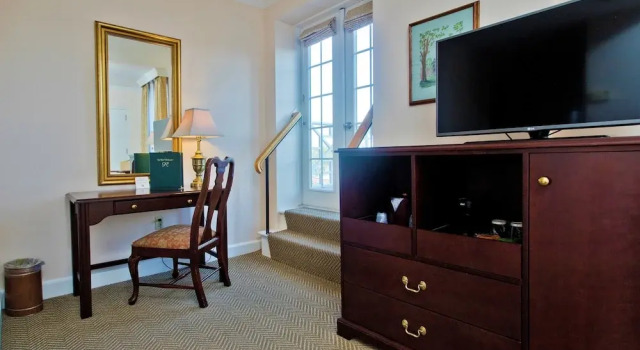 Двухместный номер Standard с балконом The Hotel Northampton