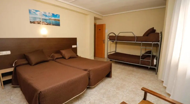 Четырёхместный номер Standard Hostal Conde David