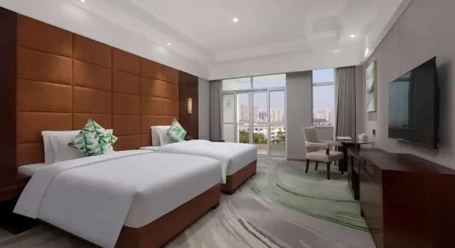 Номер Deluxe Wyndham Garden Qianjiang Downtown