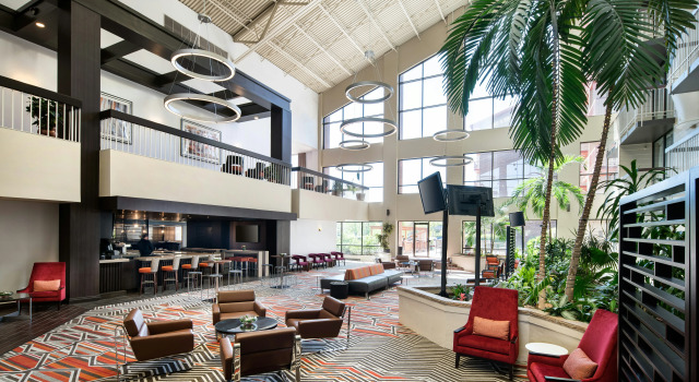 DoubleTree by Hilton Denver Tech, Book Hotel Hoteller i Denver Tech Center med pool, Swimmingpool