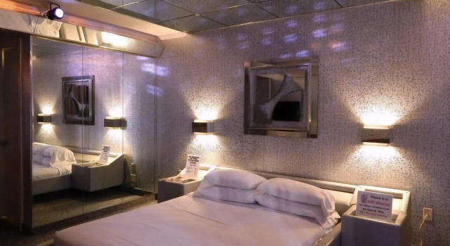 Commack Inn, Boek Mini-hotel Commack 