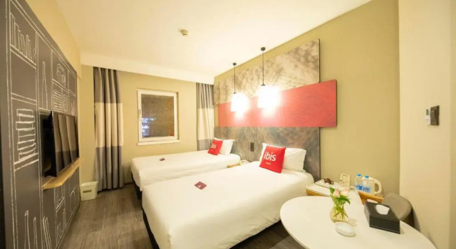 Двухместный номер Deluxe ibis Tianjing Teda