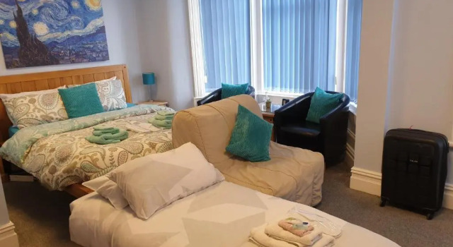 Люкс Standard New Bond Hotel