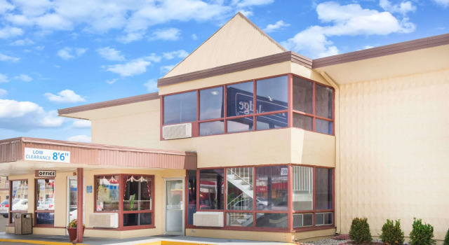 Terre Haute Travelodge, Varaa Mini-hotelli Terre Haute Indiana