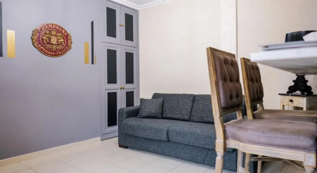 Апартаменты c 1 комнатой Champagne André Bergère & Suites