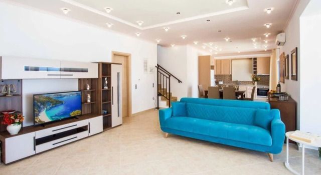 Villa Cyan
