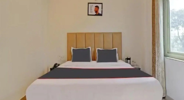 Двухместный номер Standard с видом на окрестности Hotel Amishi