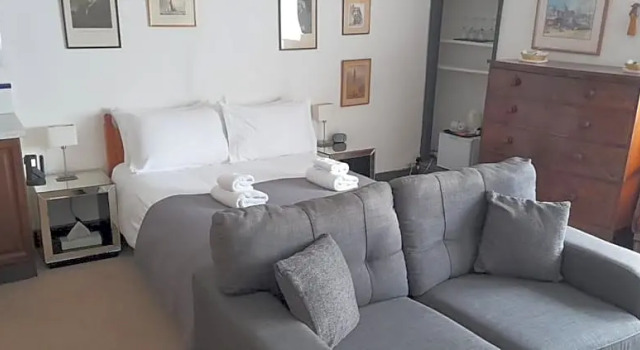 Номер Deluxe The Old Court House Guest House