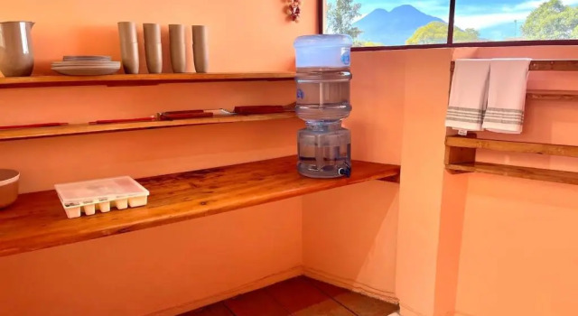 Casa Centro Panajachel / Parqueo Privado / 7-12 pax, Prenota Hotel Hotel a Solola con parcheggio, Parcheggio