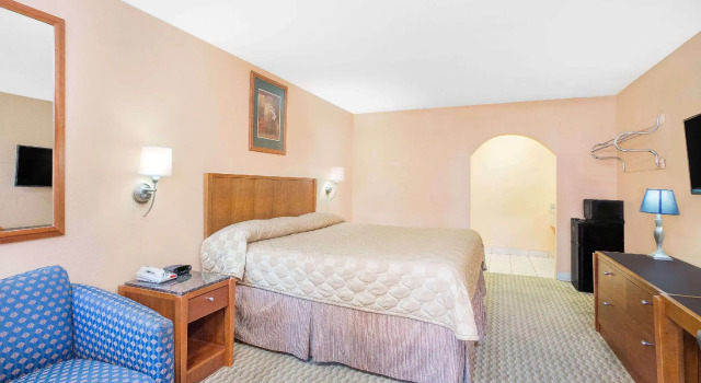 Двухместный номер Standard Super 8 by Wyndham San Angelo