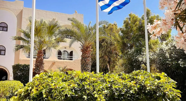 Karteros Hotel