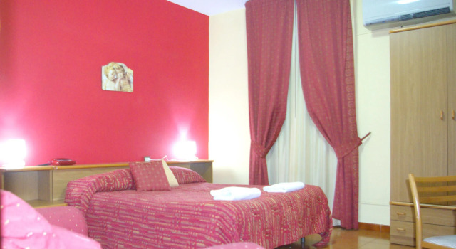 Hotel Natalina, Забронировать Отель Отели Таормина с парковкой, Парковка