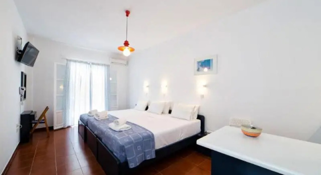 Апартаменты c 1 комнатой с балконом Fivos Apartments
