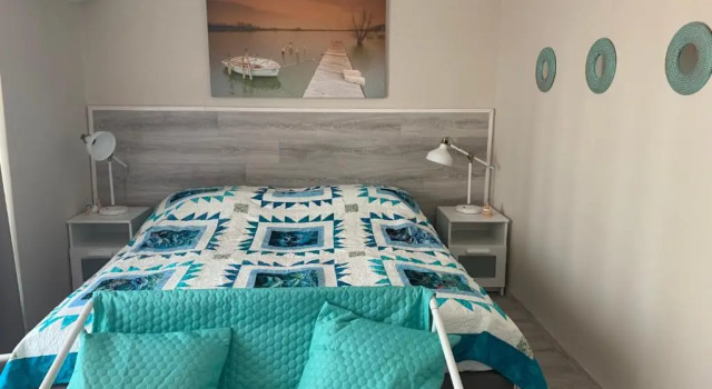 Коттедж с 3 комнатами TópART Apartman C