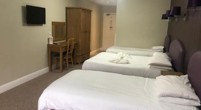 Семейный номер Standard с 4 комнатами Riviera Hotel