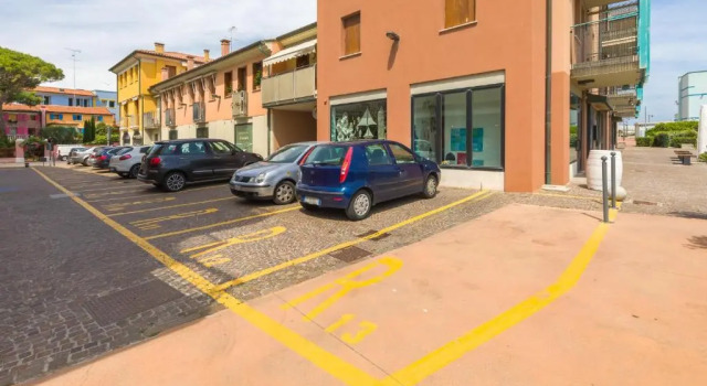 Апартаменты Appartamento in posizione centrale con vista mare e parcheggio