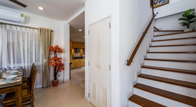 Вилла Deluxe 3 Bedroom Pool Villa in Great Location STV