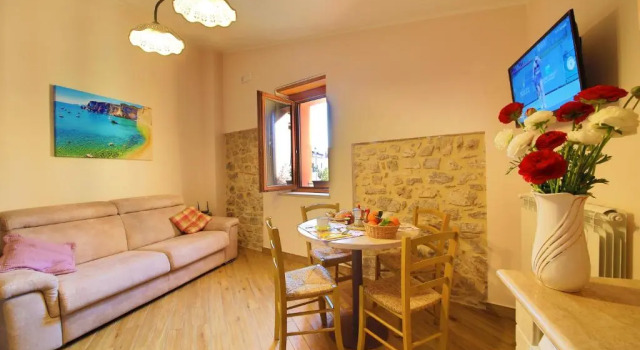 Casa Vacanze La Portella